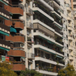 Propiedades: costos que bajan, ventas que se recuperan y créditos hipotecarios más caros