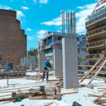 Por qué hay récord de ventas pero las obras en construcción quedaron a contramano