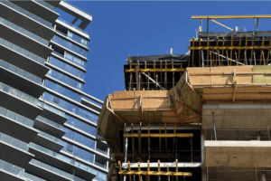 Las razones por las que el moderado aumento de los materiales no detiene el alza del costo de construcción